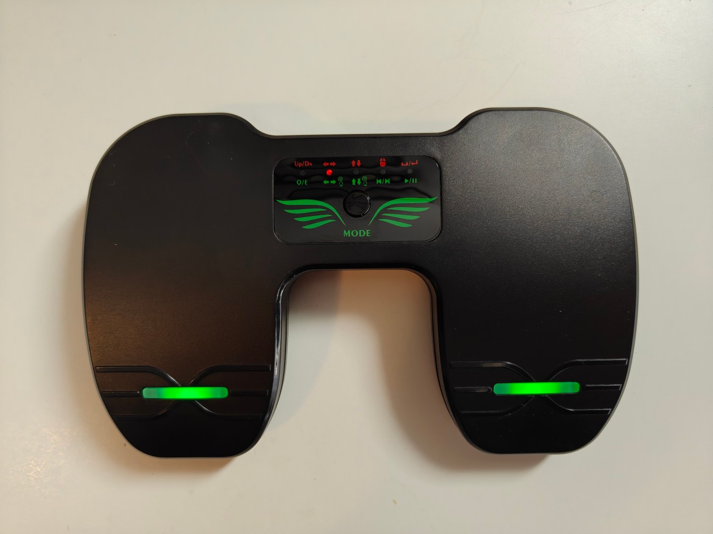 Bluetooth sheet music pedal